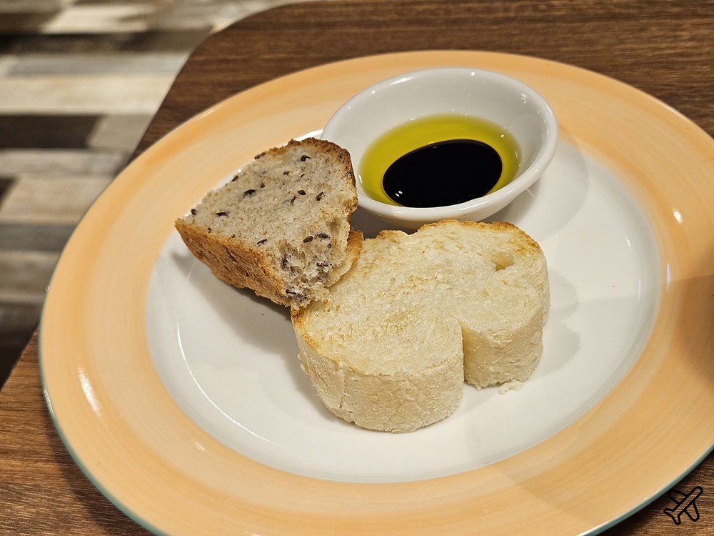 桃園美食 橫濱牛排桃園統領廣場店 咖哩飯、牛丼、生菜沙拉 自助吧吃到飽