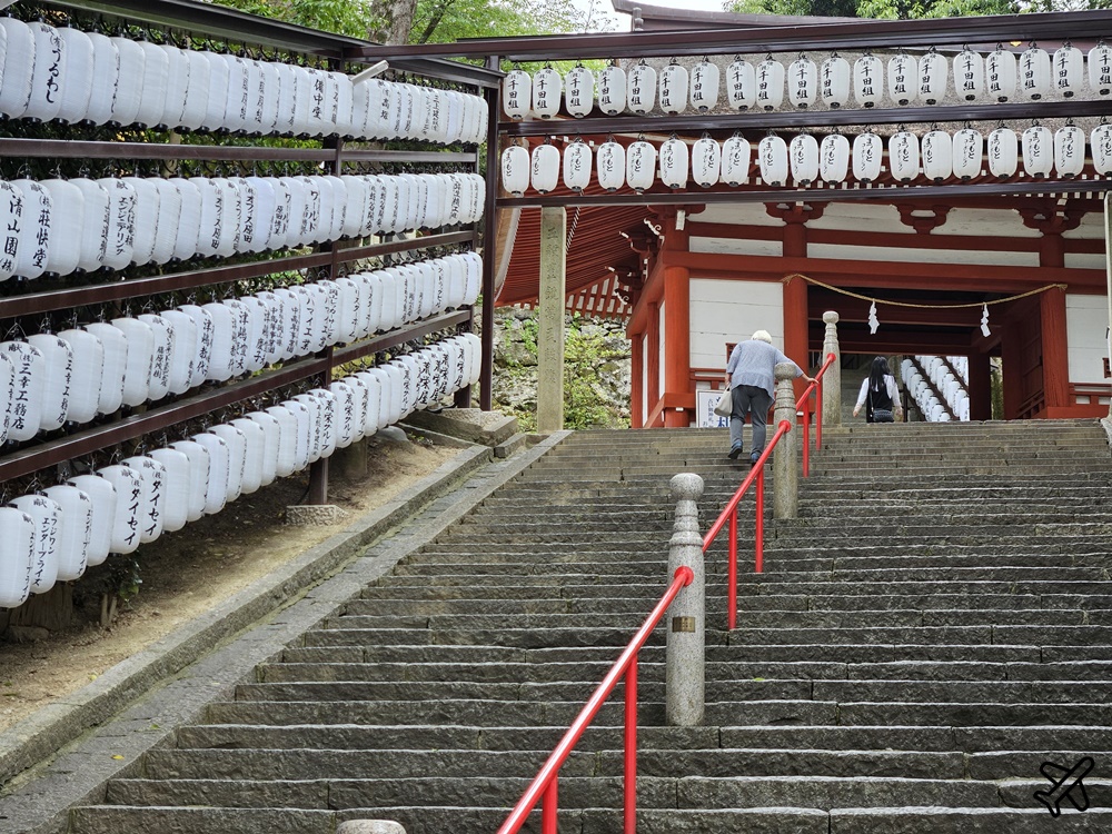 日本岡山景點 吉備津神社、吉備津彥神社 搭JR桃太郎線電車逛神社