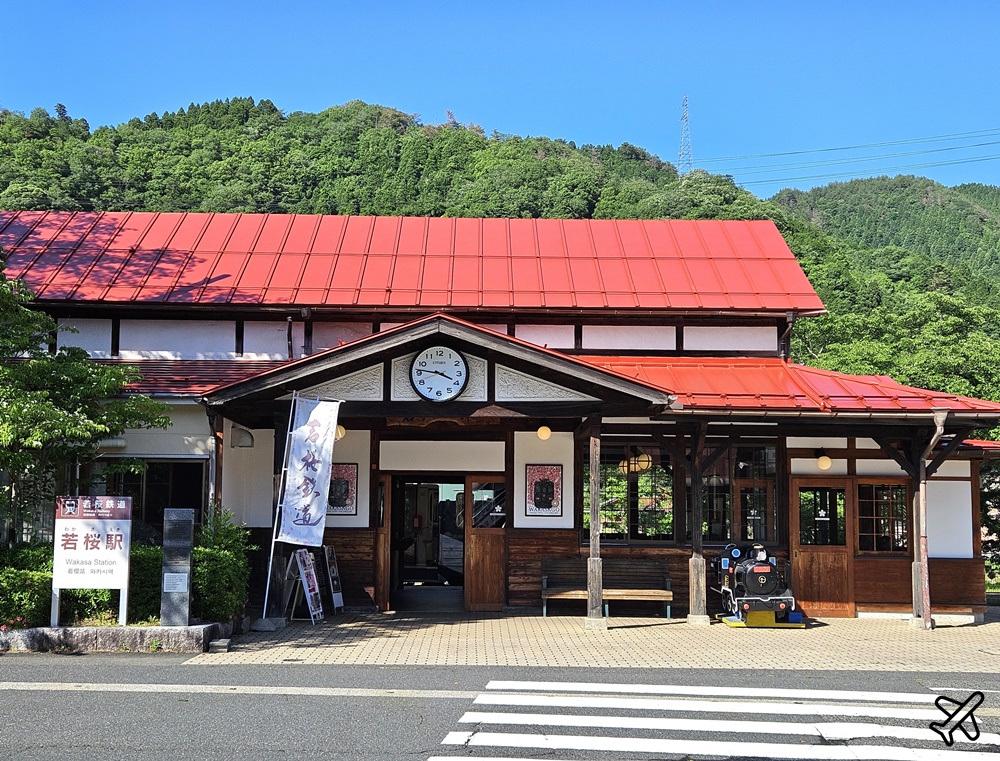日本旅遊 鳥取景點 若櫻鐵道 昭和懷舊風鐵道一日遊 探訪鄉村小鎮 鳥取自由行推薦