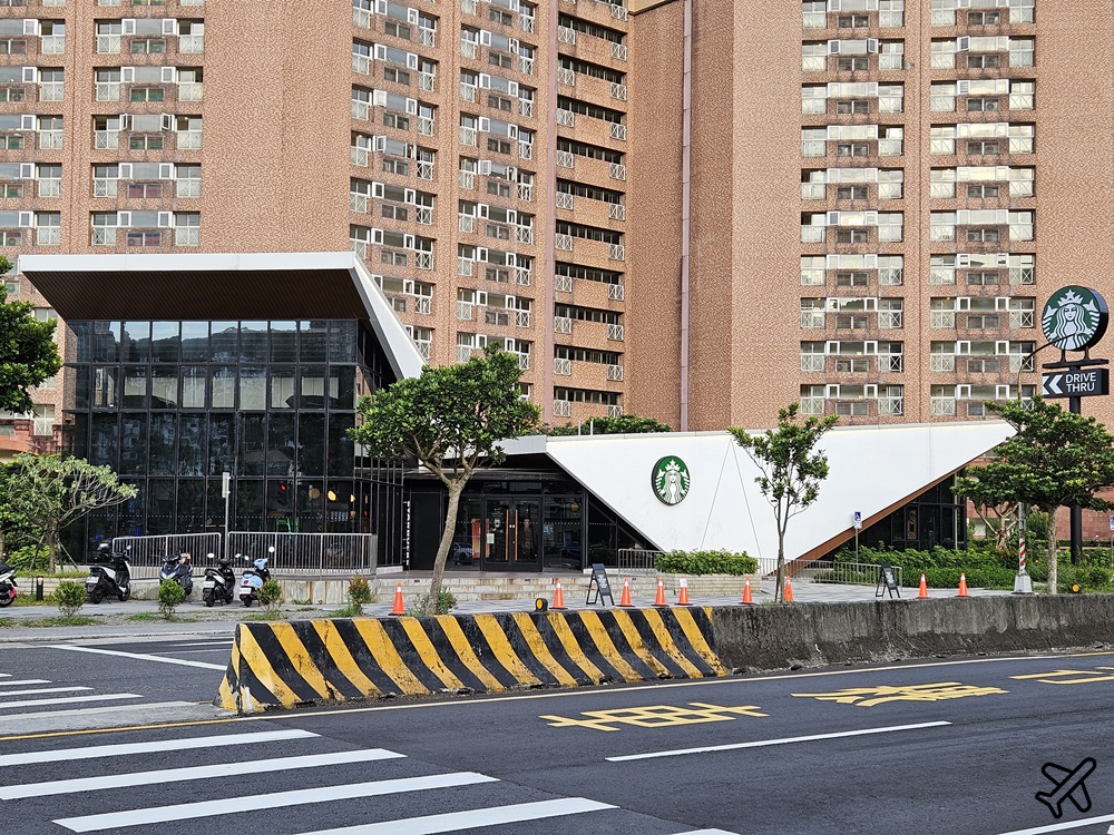萬里景點 星巴克萬里門市 星巴克特色門市 萬里咖啡廳
