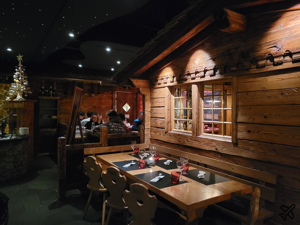 瑞士旅遊 格林德瓦美食 好吃的瑞士起司火鍋 Barrys餐廳