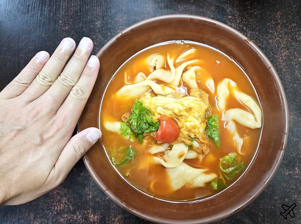 花蓮美食 河南砂鍋手工扯麵 便宜大碗的牛肉麵、明新冰菓店 剉冰好吃