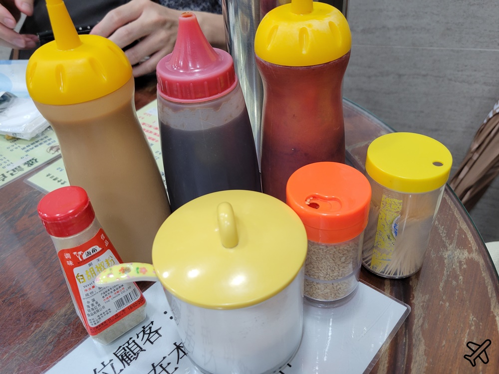 澳門美食 盛記白粥 有好吃的蒸蘿蔔糕、燒賣 澳門旅遊推薦
