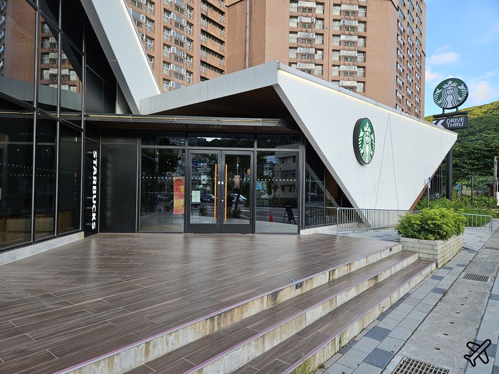 萬里景點 星巴克萬里門市 星巴克特色門市 萬里咖啡廳