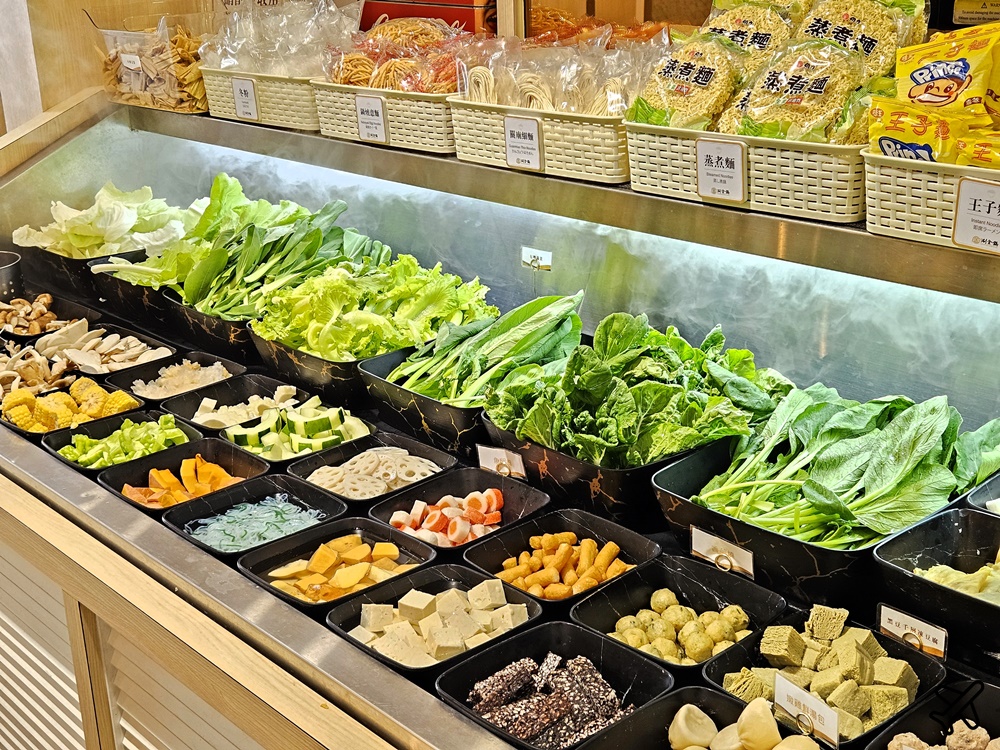 桃園美食 涮金鍋和風涮涮鍋 蔬菜吧 桃園火鍋吃到飽 桃園餐廳推薦 桃園美食 涮金鍋和風涮涮鍋 蔬菜吧 桃園火鍋吃到飽 桃園餐廳推薦