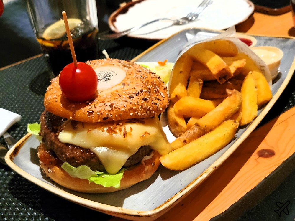 瑞士旅遊 格林德瓦美食 好吃的瑞士起司火鍋 Barrys餐廳