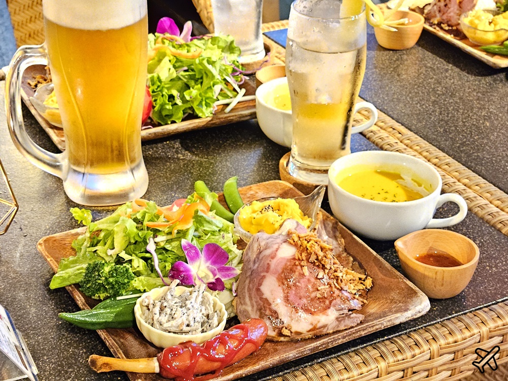 沖繩美食 WaGyu Cafe 1號店 和牛套餐 每周六免費煙火 沖繩美國村海景餐廳 沖繩自由行推薦 @AJ的旅行地圖