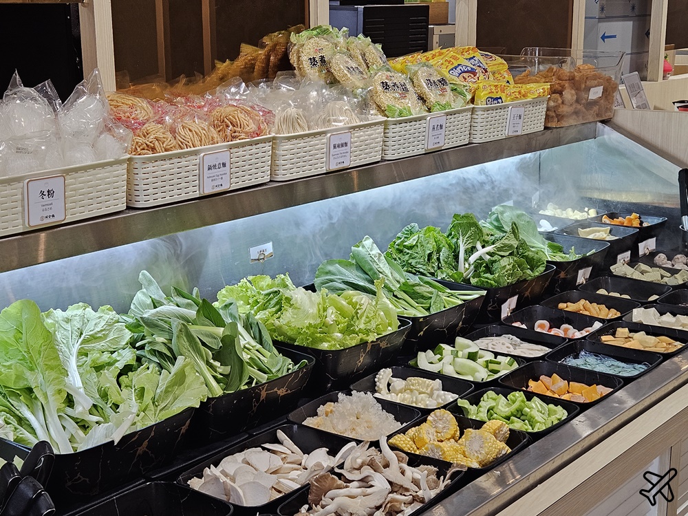 即時熱門文章：桃園美食 涮金鍋和風涮涮鍋 蔬菜吧 桃園火鍋吃到飽 桃園餐廳推薦