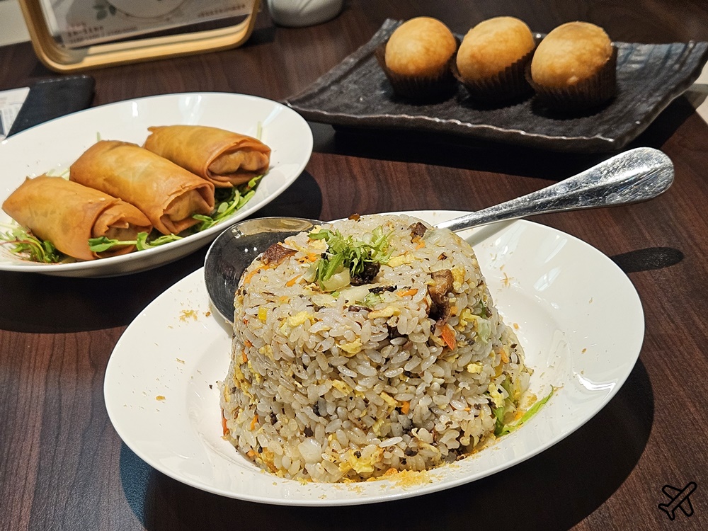 2026台中美食 惠中蔬食滴水坊 精緻好吃的素食料理、港式點心 台中素食餐廳推薦