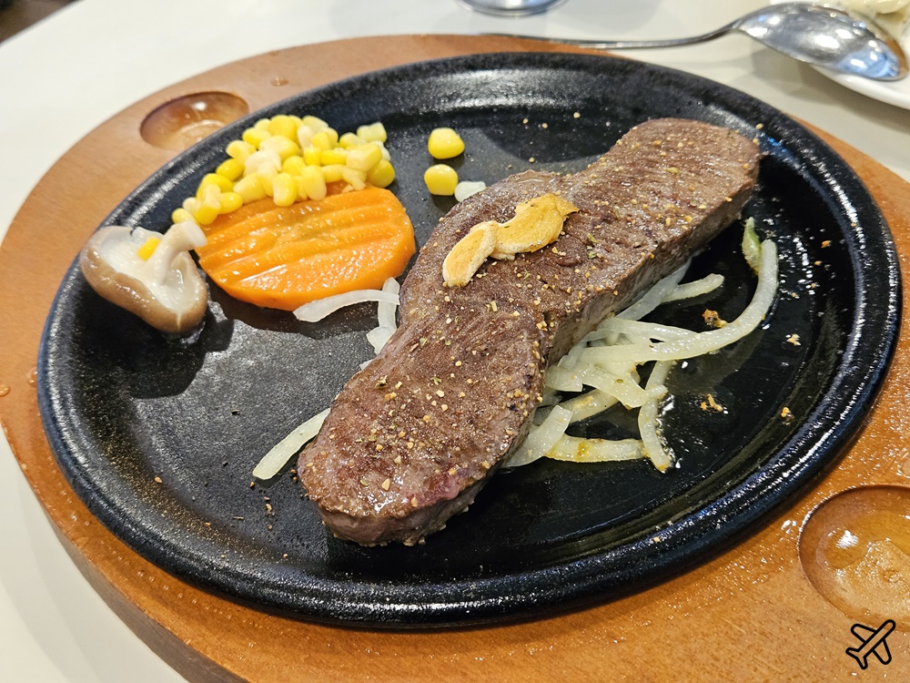 2026台中美食 哈塔牛排 JMall店 自助沙拉吧吃到飽 台中餐廳推薦