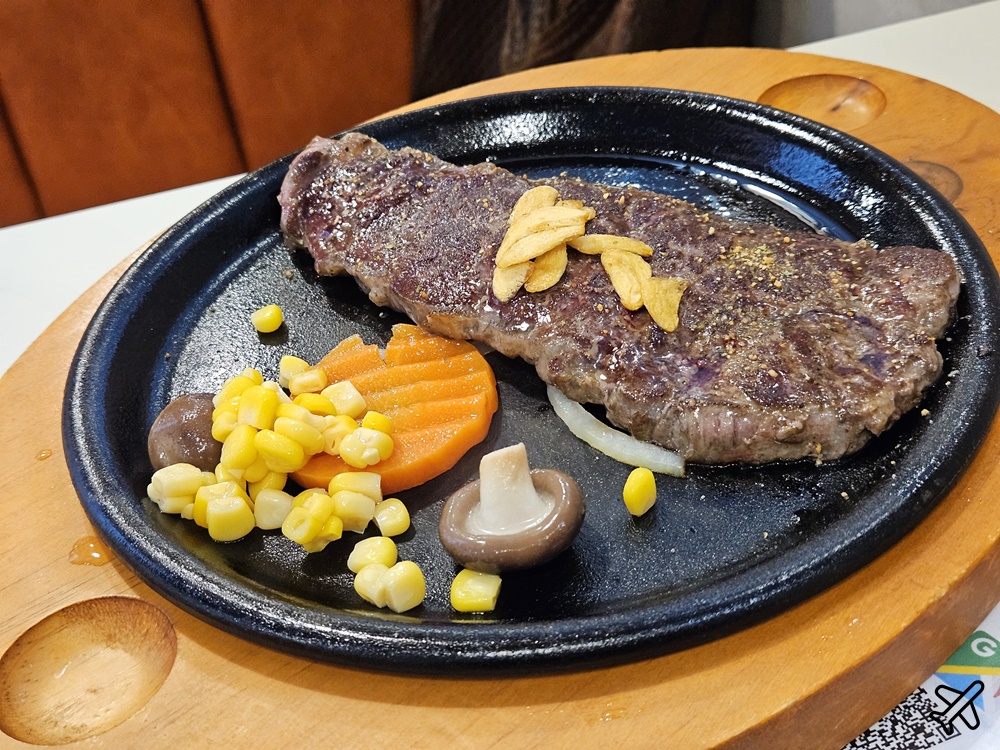 2026台中美食 哈塔牛排 JMall店 自助沙拉吧吃到飽 台中餐廳推薦
