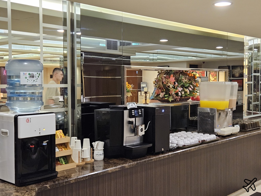 停業整修中 2026高雄住宿 盛薈飯店 便宜高雄住宿 雙人房、早餐 近高雄車站