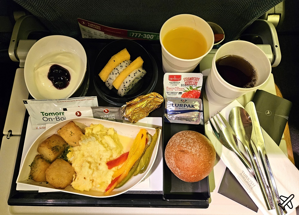 土耳其航空 香港-伊斯坦堡 經濟艙飛機餐 777-300 開箱TK71