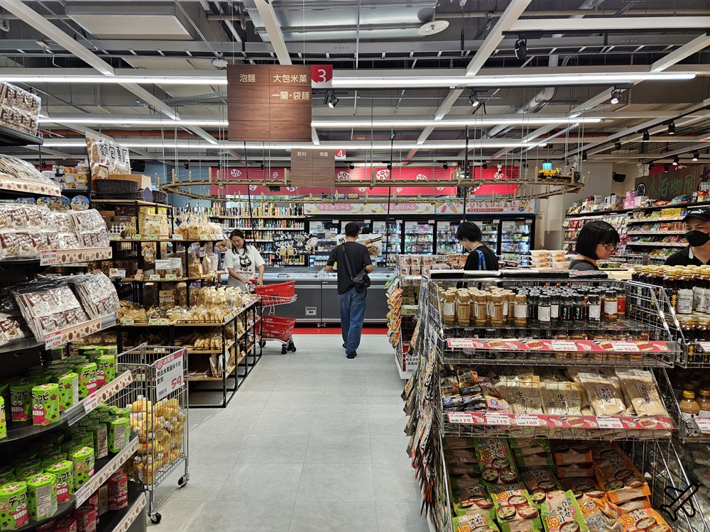 台中LOPIA IKEA店 日本超市肉品專家 熟食區也很厲害 台中樂比亞超市