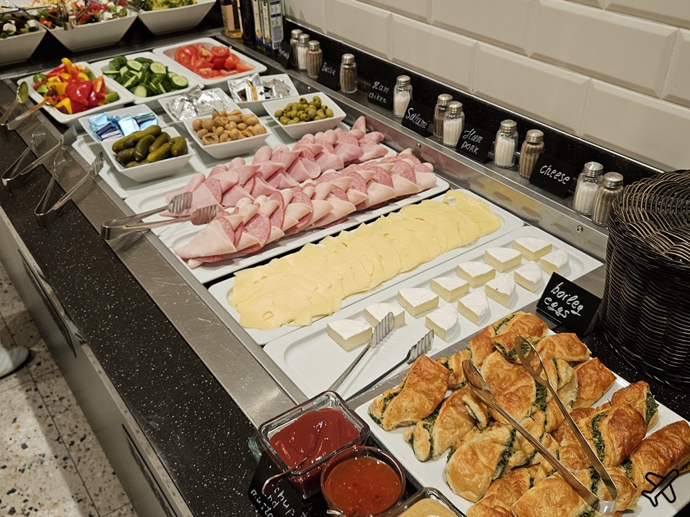 2026布拉格住宿 黃金銀行飯店 舊銀行建築改建的精品飯店 早餐、雙人房 近布拉格火車總站 捷克旅遊
