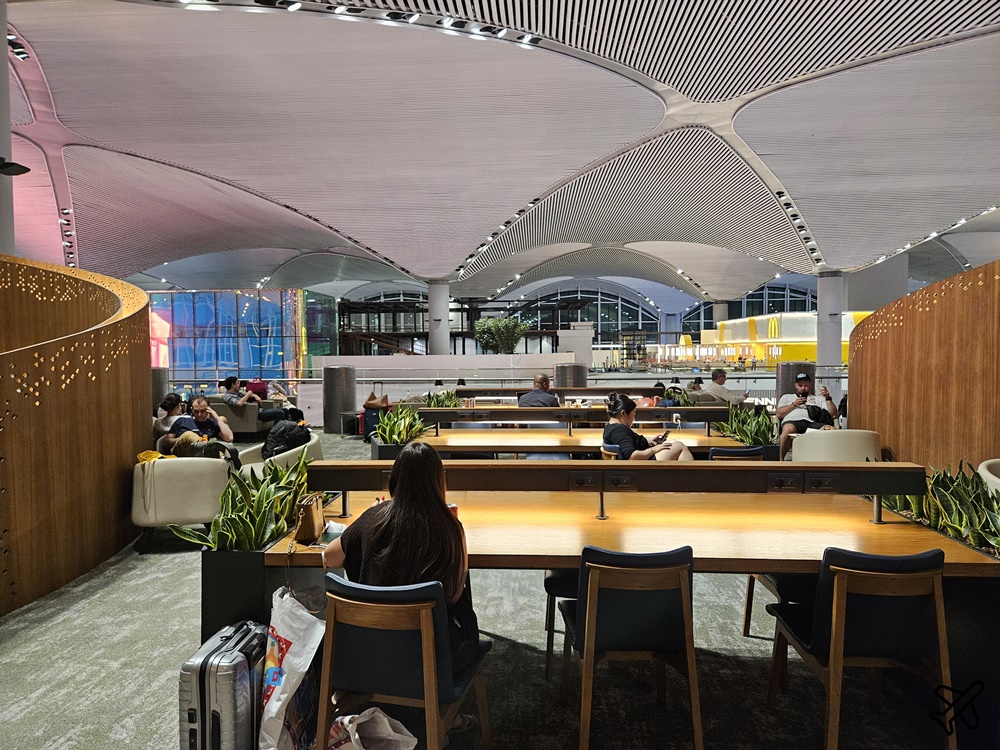 2026伊斯坦堡機場貴賓室 IGA Lounge 國際航廈區 餐廳、淋浴間 PP卡貴賓室