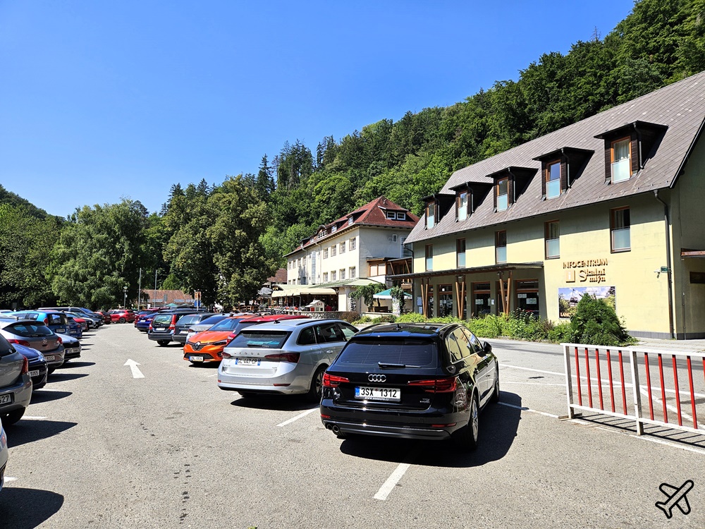 捷克旅遊 鐘乳石洞地下探險 Punkva caves 布爾諾近郊景點