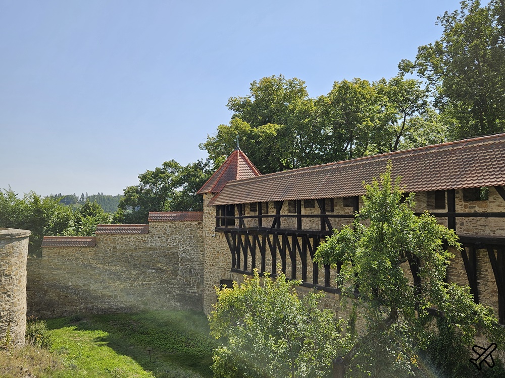 捷克旅遊 布佐夫城堡 Bouzov Castle 中世紀風格城堡 捷克景點推薦