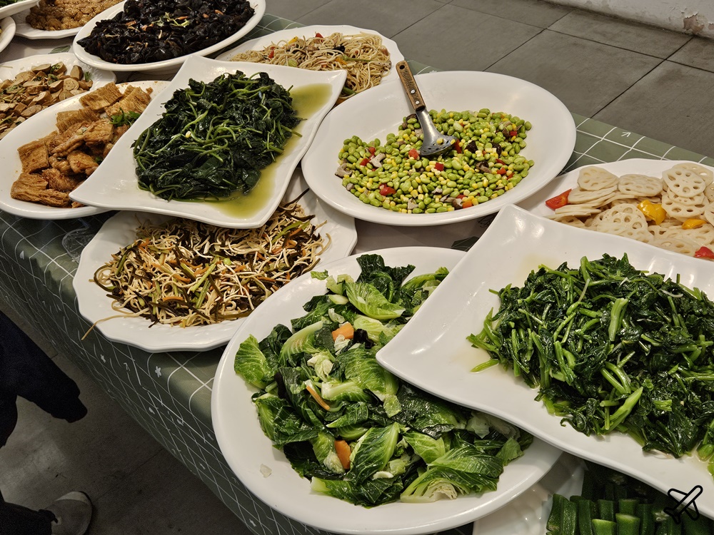 台中美食 台中市政府員工餐廳 素食自助餐 便宜好吃