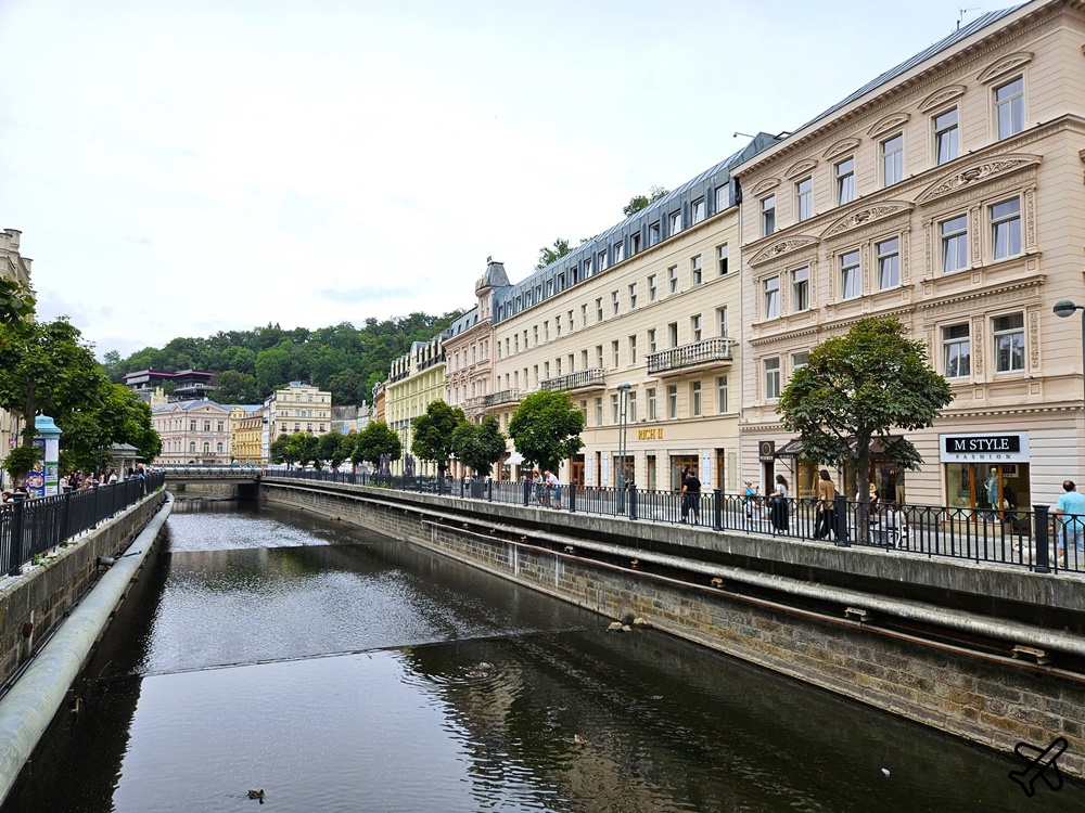 捷克旅遊 卡羅維瓦利 Karlovy Vary 捷克溫泉鎮 世界文化遺產