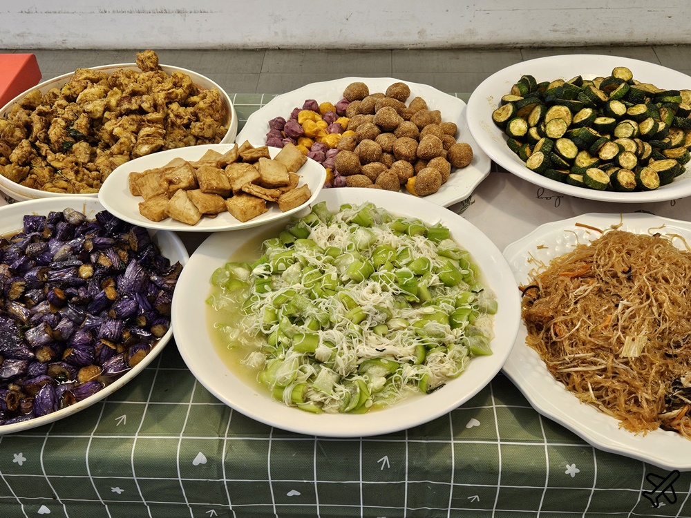 台中美食 台中市政府員工餐廳 素食自助餐 便宜好吃