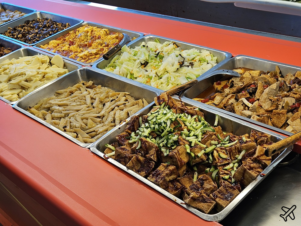 台中美食 台中市政府員工餐廳 素食自助餐 便宜好吃