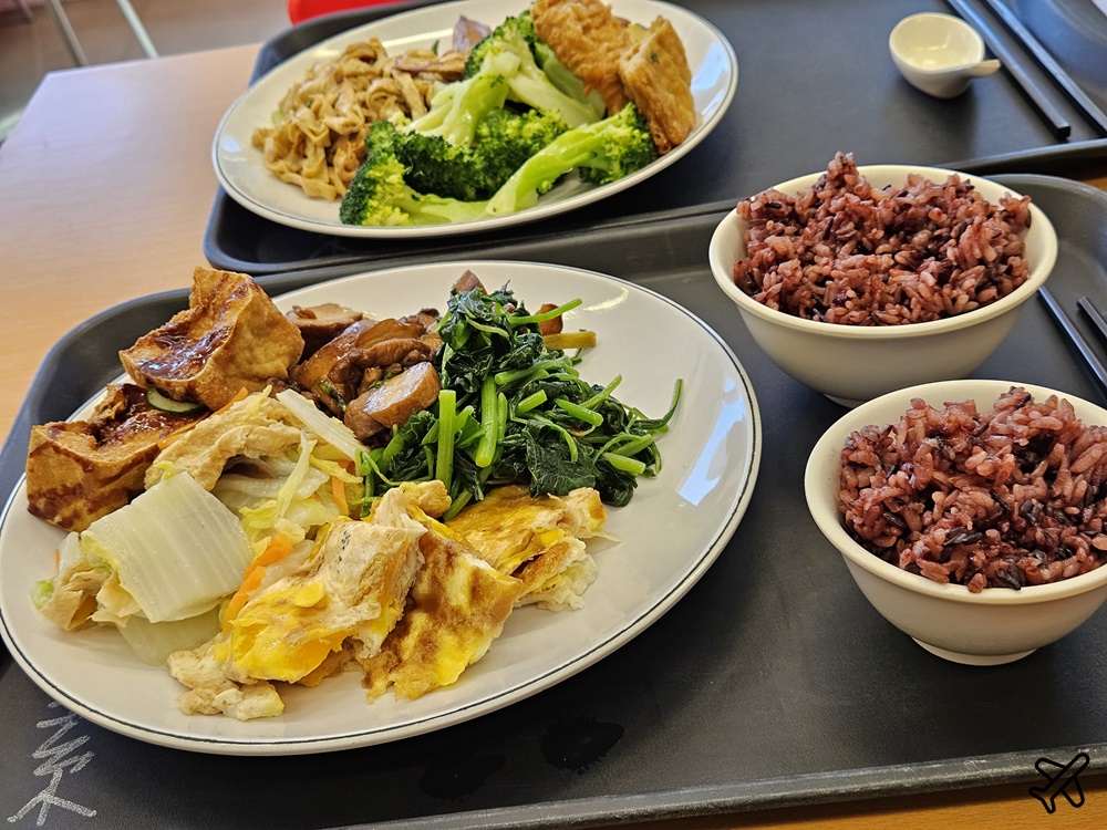 台中美食 台中市政府員工餐廳 素食自助餐 便宜好吃