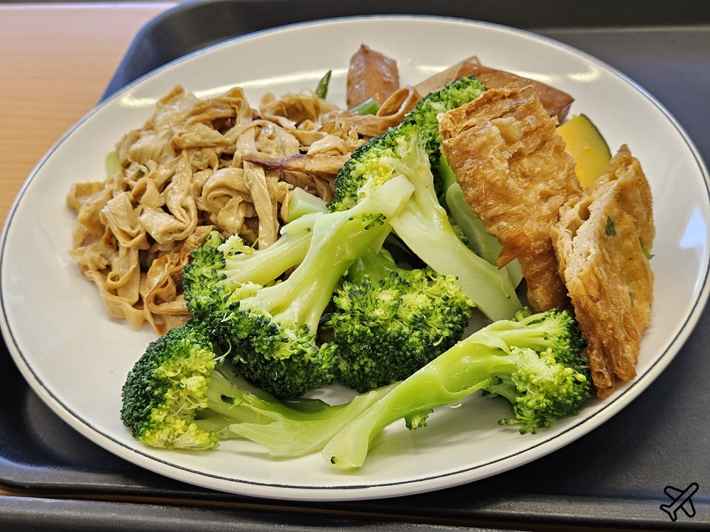 台中美食 台中市政府員工餐廳 素食自助餐 便宜好吃