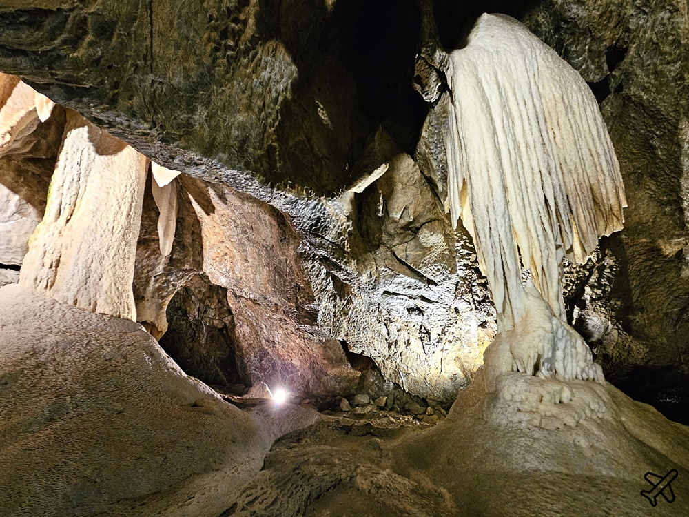 捷克旅遊 鐘乳石洞地下探險 Punkva caves 布爾諾近郊景點
