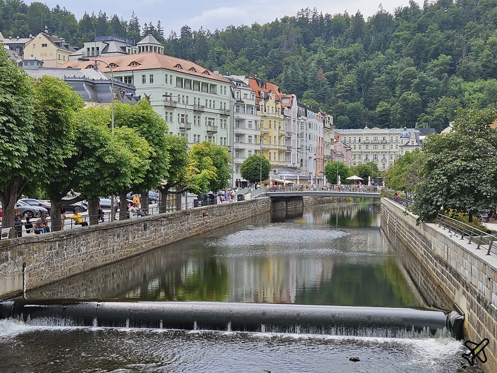 捷克旅遊 卡羅維瓦利 Karlovy Vary 捷克溫泉鎮 世界文化遺產