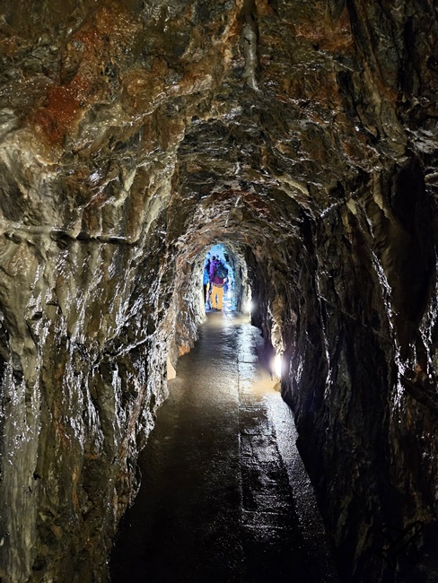 捷克旅遊 鐘乳石洞地下探險 Punkva caves 布爾諾近郊景點
