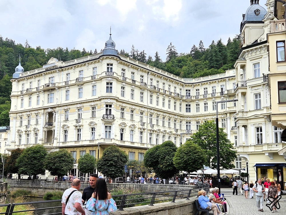 捷克旅遊 卡羅維瓦利 Karlovy Vary 捷克溫泉鎮 世界文化遺產