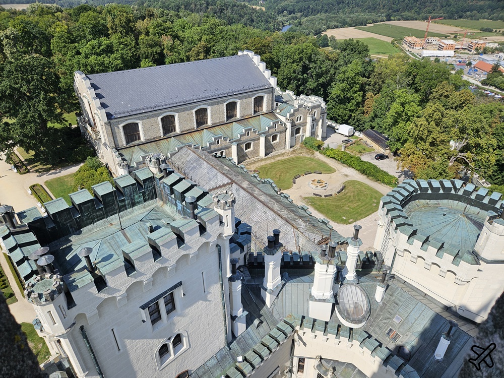 捷克旅遊 赫盧博卡城堡 CK庫倫諾夫近郊景點 英國哥德式城堡