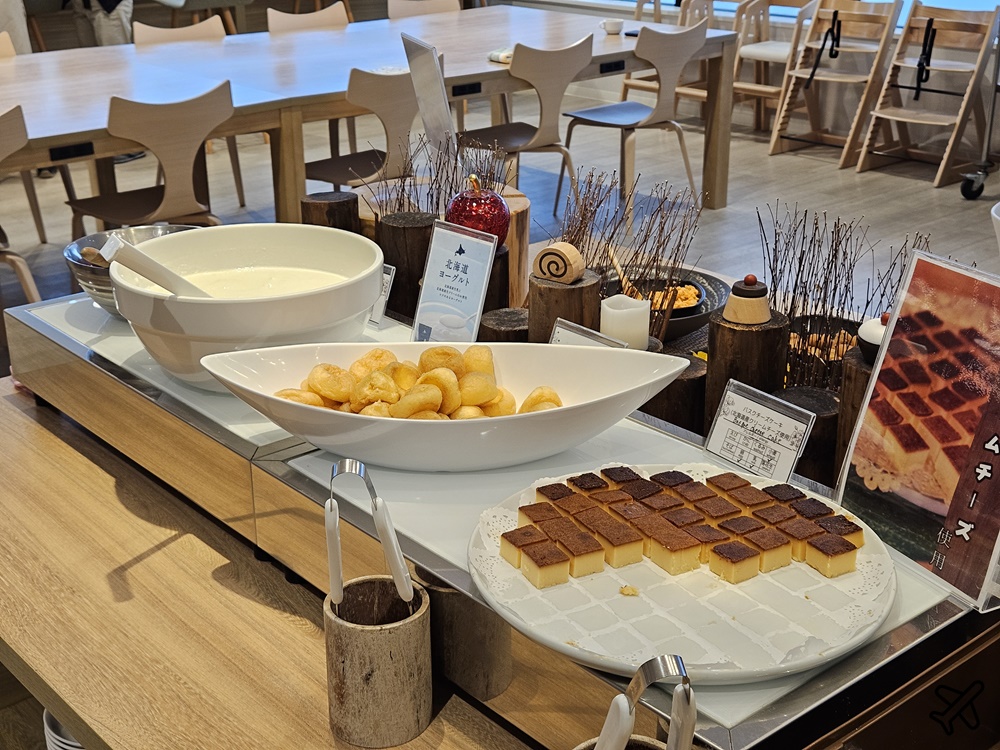 2026北海道旅遊 旭川住宿 阿瑪內克飯店 HOTEL AMANEK 早餐有海鮮丼鮭魚卵吃到飽 旭川車站前