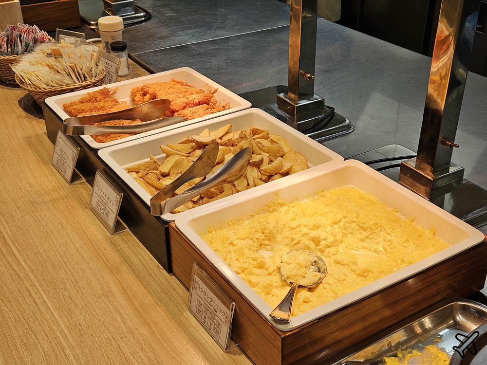2026北海道旅遊 旭川住宿 阿瑪內克飯店 HOTEL AMANEK 早餐有海鮮丼鮭魚卵吃到飽 旭川車站前