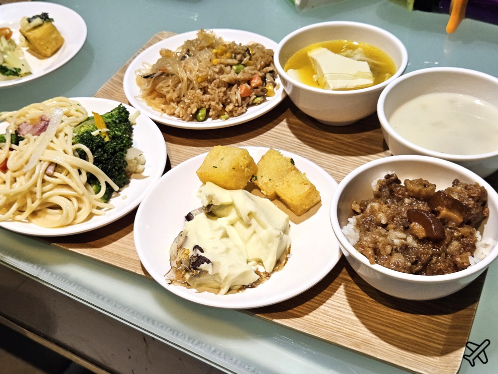 台中美食 台中美樂地KTV 便宜KTV、自助吧吃到飽 台中親子景點