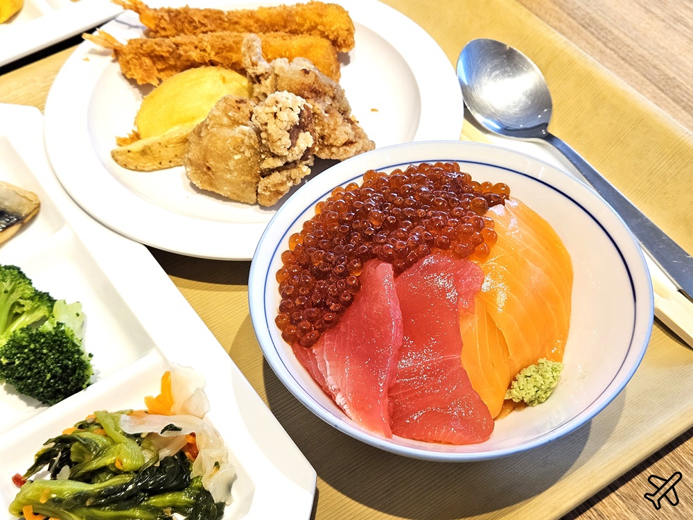 即時熱門文章：2026北海道旅遊 旭川住宿 阿瑪內克飯店 HOTEL AMANEK 早餐有海鮮丼鮭魚卵吃到飽 旭川車站前