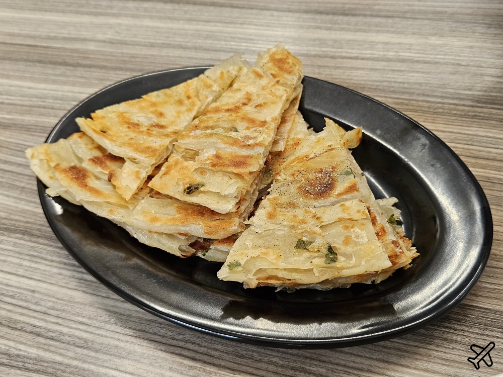 2026台中美食 長袖廚房梧棲總館 好吃的牛肉麵、蔥抓餅 梧棲小吃推薦