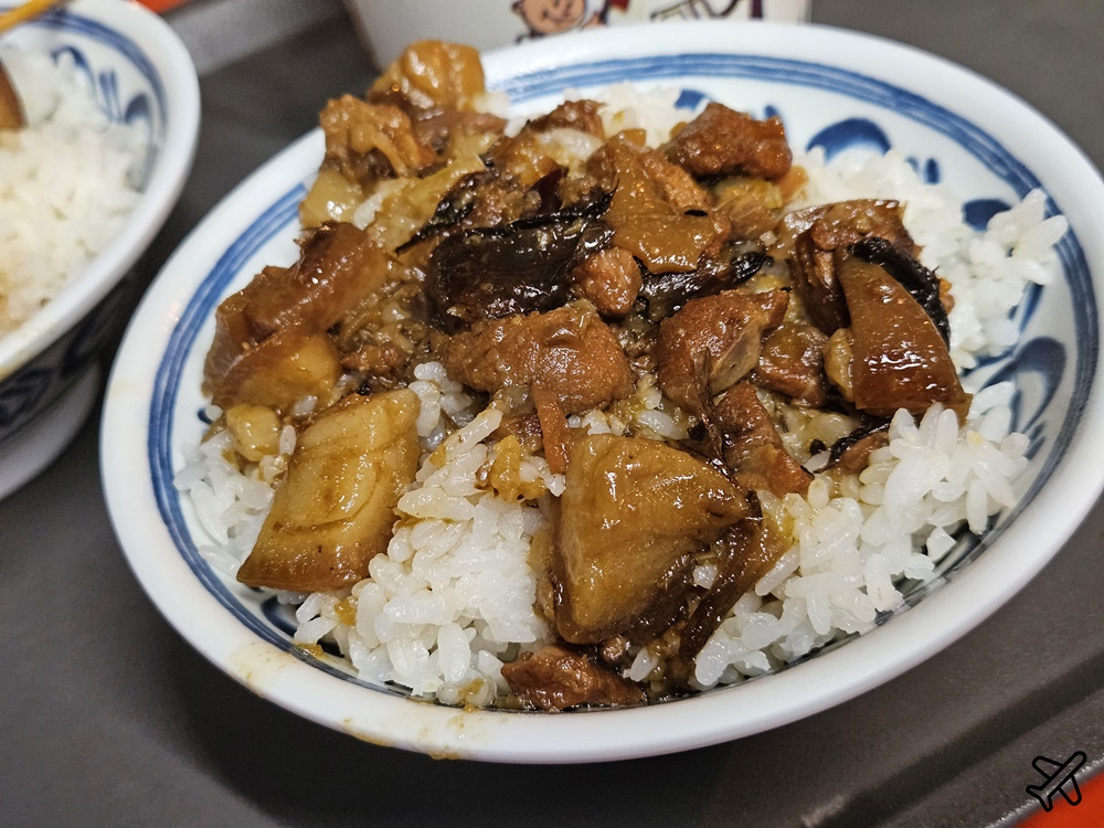 彰化美食 黑豬師菜尾爌肉飯 厲害的控肉飯、辦桌風格雜菜湯 彰化餐廳推薦