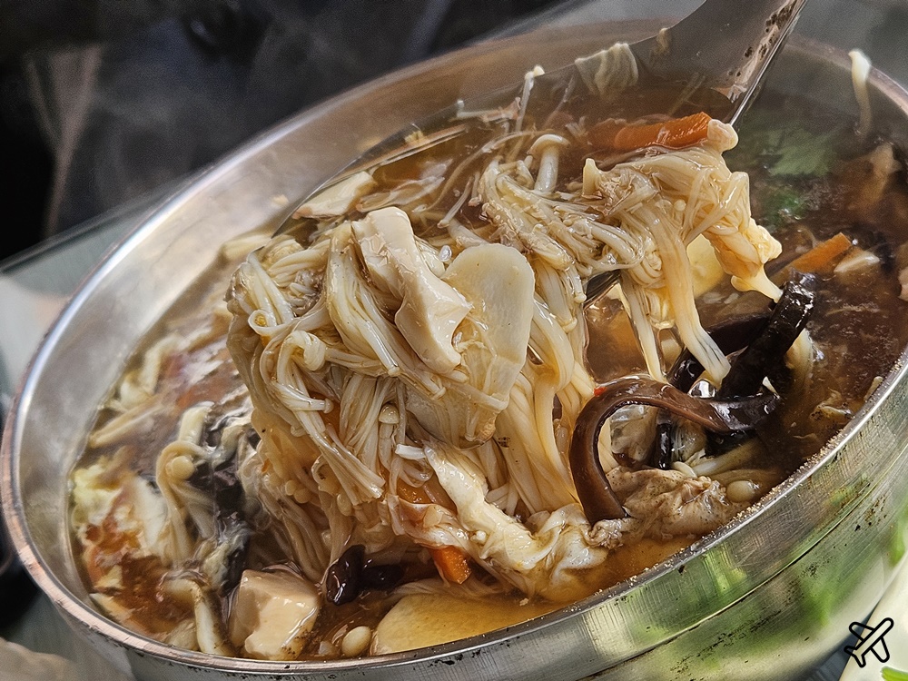 台中美食 東口小吃 有好吃的滷菜與麻醬麵 東勢美食推薦