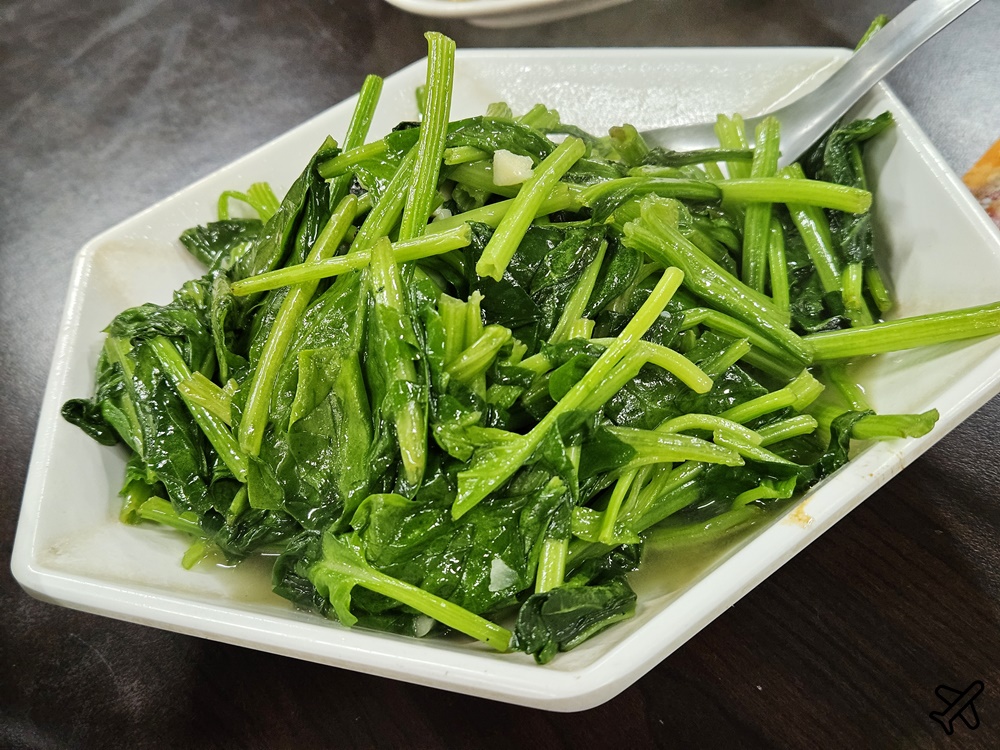 林口美食 阿輝山休閒農場 隱身在山林裡的土雞城 烤雞、熱炒好吃