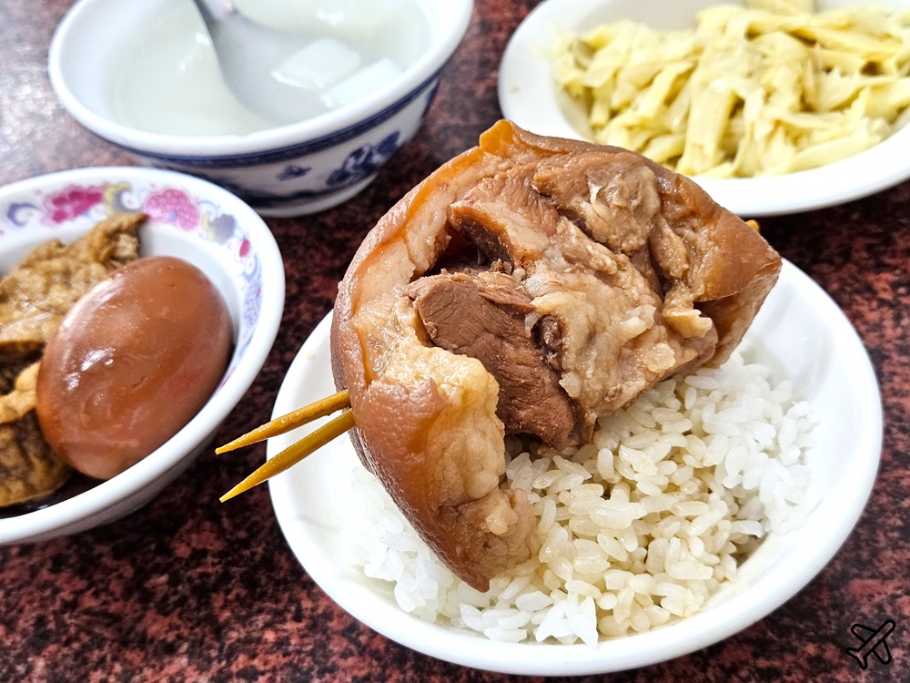 彰化美食 魚市場爌肉飯 早上開的控肉飯 彰化早餐