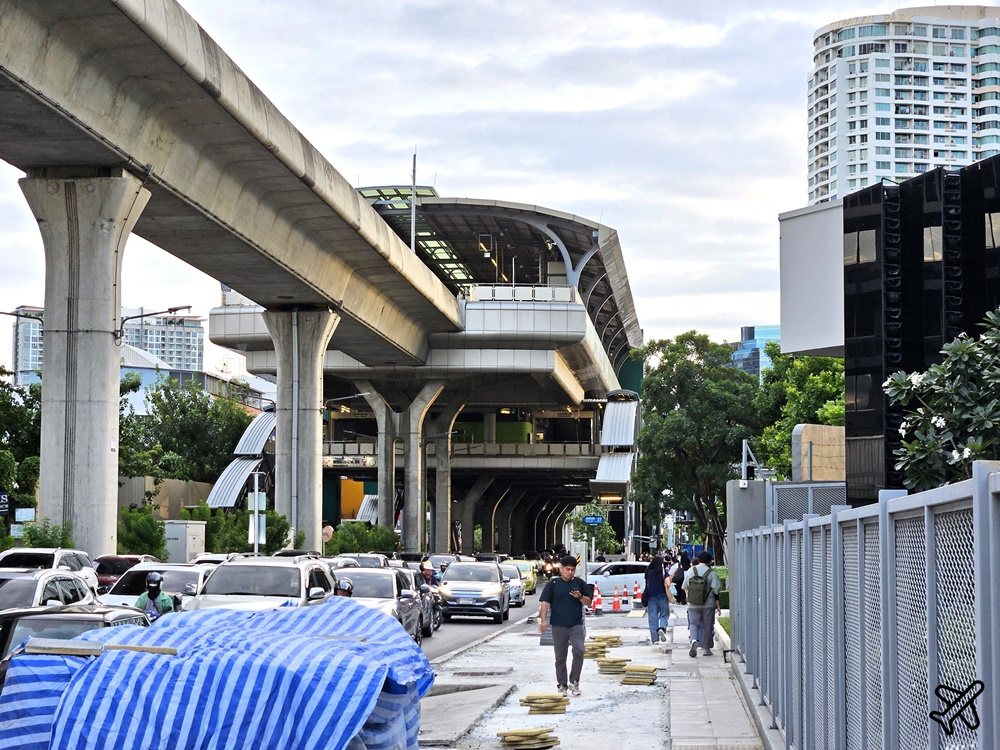 2026曼谷住宿 優豪閣拉差約庭酒店 無邊際泳池很美 雙人房、早餐 近BTS站 曼谷自由行推薦 2026曼谷住宿 優豪閣拉差約庭酒店 無邊際泳池很美 雙人房、早餐 近BTS站 曼谷自由行推薦