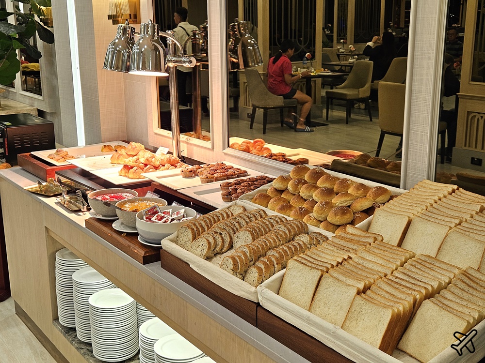 2026曼谷住宿 曼谷亞洲飯店 Asia Hotel Bangkok 與BTS連通的平價曼谷飯店 雙人房、早餐 曼谷自由行
