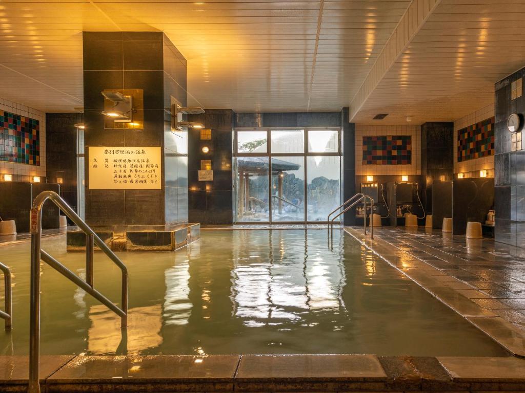 2026北海道旅遊 登別溫泉住宿 登別萬世閣 早餐、晚餐、露天溫泉、和式客房