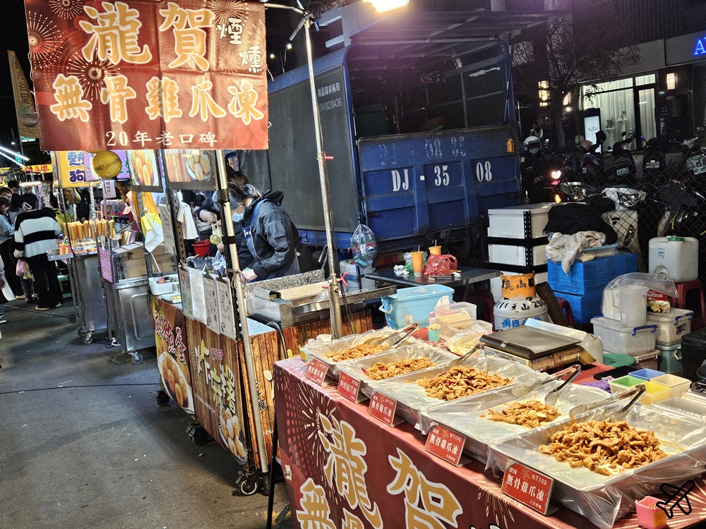 彰化美食 員林龍燈夜市 每周二、五、六、日營業 員林美食推薦 彰化美食 員林龍燈夜市 每周二、五、六、日營業 員林美食推薦