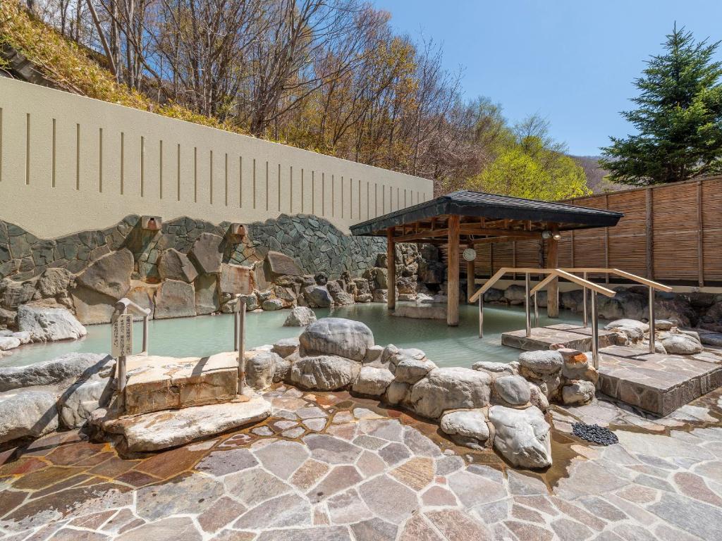 即時熱門文章：2026北海道旅遊 登別溫泉住宿 登別萬世閣 早餐、晚餐、露天溫泉、和式客房