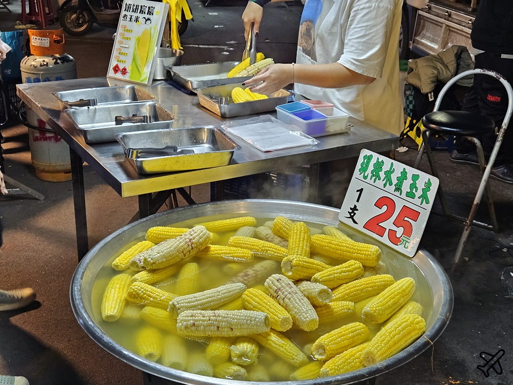 彰化美食 員林龍燈夜市 每周二、五、六、日營業 員林美食推薦 彰化美食 員林龍燈夜市 每周二、五、六、日營業 員林美食推薦