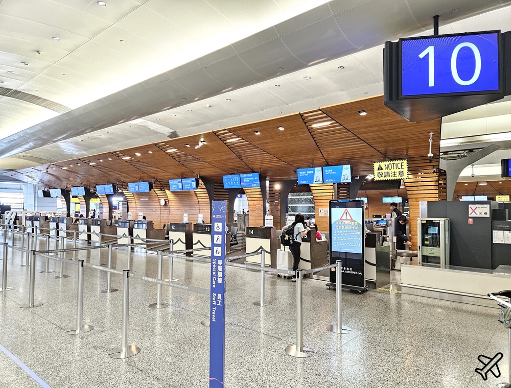 華航 台北桃園-香港 經濟艙飛機餐 開箱中華航空 CI919 華航 台北桃園-香港 經濟艙飛機餐 開箱中華航空 CI919