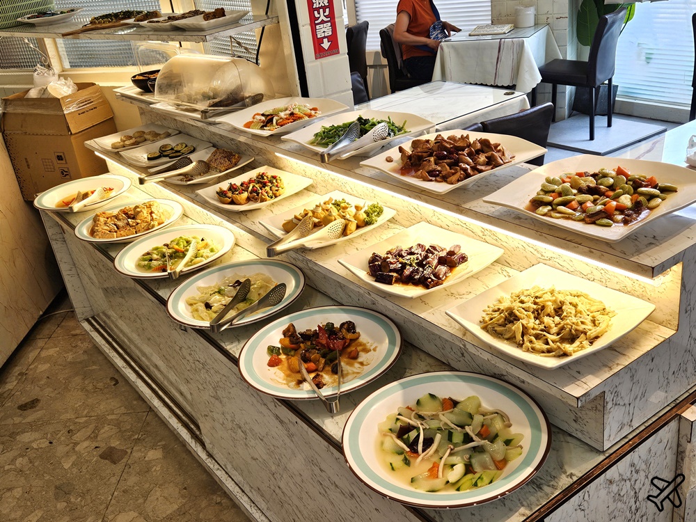 台中美食 清心緣食坊建國店 素食餐廳 平價吃到飽 近台中車站